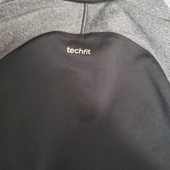 Athletic T-SHIRT - Picture 1 of 3